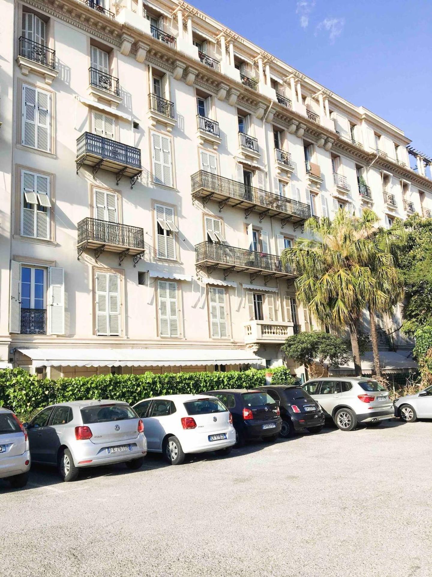Charming Studio In The Heart Of Menton Bagian luar foto